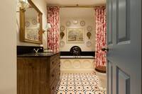The Porchester Square VI Residence