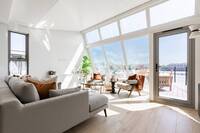 The Chelsea Houseboat