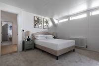 The Chelsea Houseboat