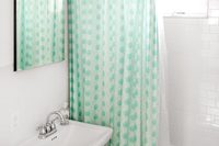 NorfolkDriveBathroom01