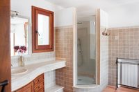 BennirasBathroom01 BennirasBathroom01