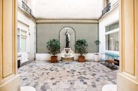 RueSaintHonoreEntry01