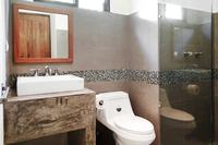 AndromedaBathroom02
