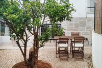 CascaisOutdoorDining01