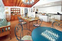 LaAsomaditaKitchen01
