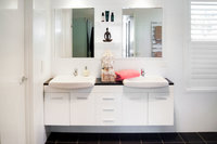 BeattyBathroom01
