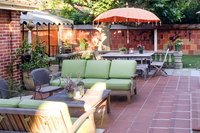 MenloParkOutdoorLounge01