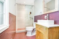 CoolidgeLaneBathroom02