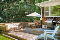 CoolidgeLaneOutdoorDining01