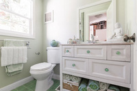 HarbordBathroom02