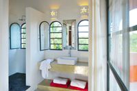 CasaSaturnoBathroom01 CasaSaturnoBathroom01