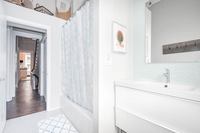 West51stStreetNo2Bathroom 01