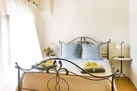 MontecastelliVillaBedroom02