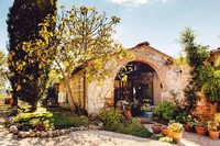 MontecastelliVillaGarden01