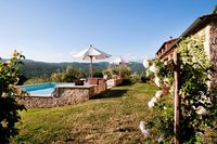 MontecastelliVillaPoolGarden01