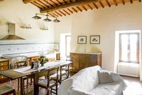 MontecastelliVillaMainRoom01