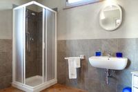 ALTOPASCIOBathroom 03