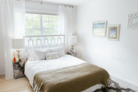 WolfWayBedroom08