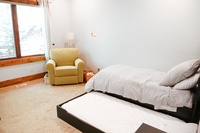 ParkCityBedroom04